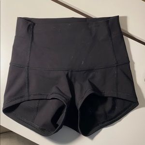 lululemon black shorts